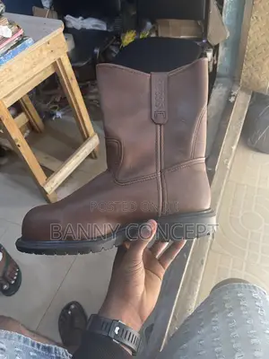 Red Wing Pecos Work Boots
