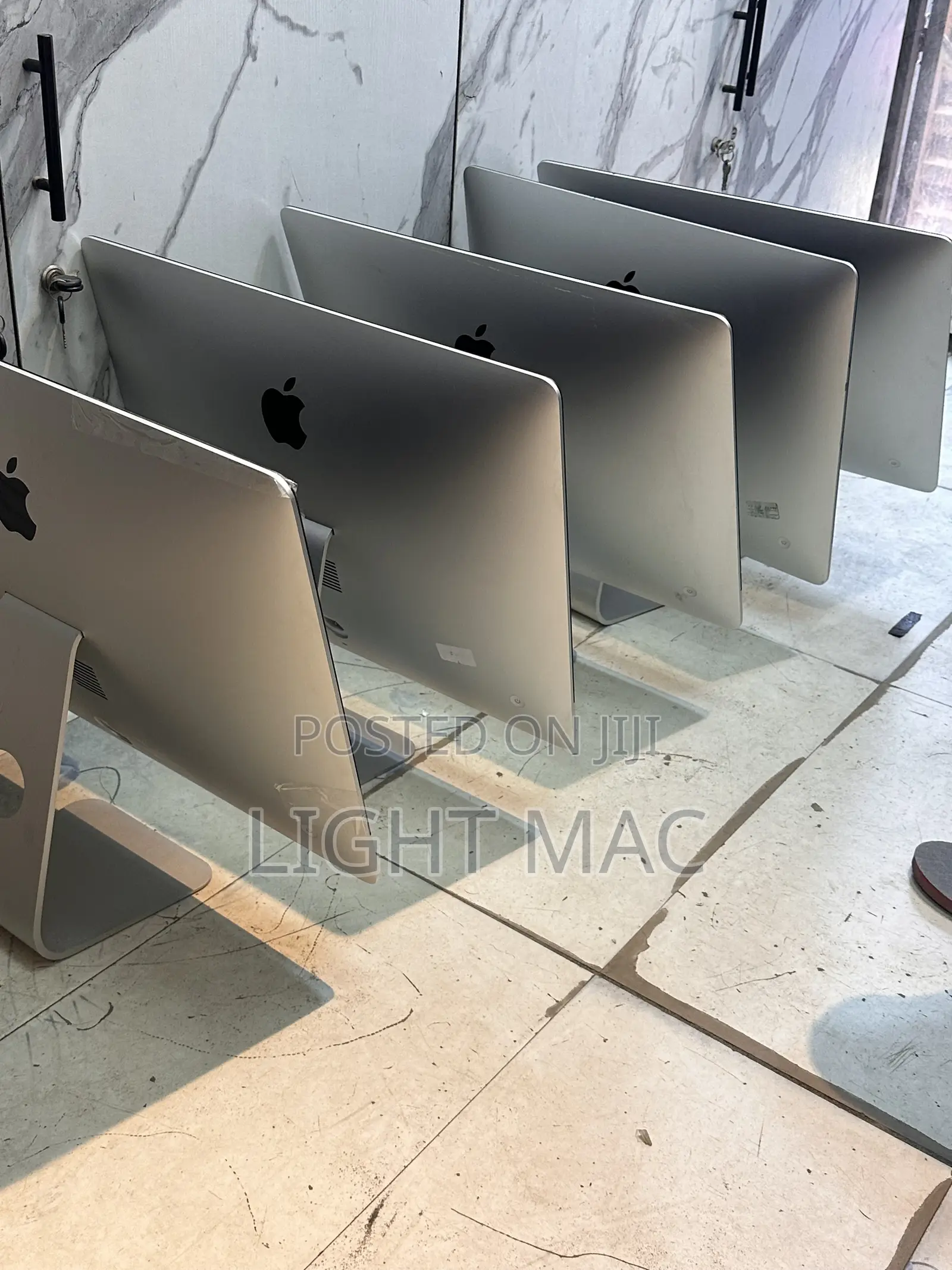 Desktop Computer Apple iMac 8GB Intel Core i5 HDD 1T