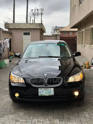 BMW 520i 2005 Black