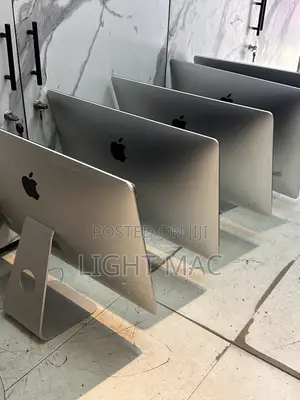 Desktop Computer Apple iMac 8GB Intel Core i5 SSD 256GB