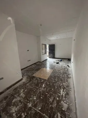 2bdrm Block of Flats in Uyo for rent
