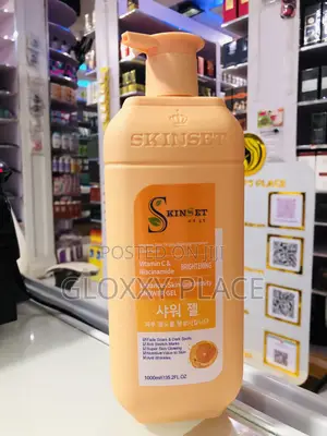 Skinset Vitamins C and Niacinamide Shower Gel