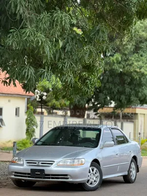 Honda Accord 2002 Silver