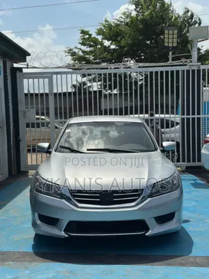 Honda Accord EX 4dr Sedan FWD (2.4L 4cyl 2A) 2013 Silver