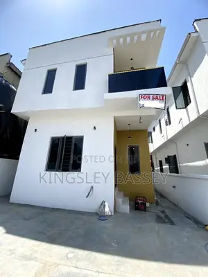 4bdrm Duplex in Ikota for sale