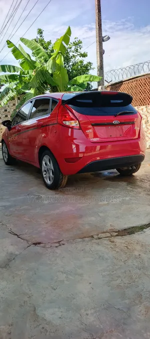 Ford Fiesta SES Hatchback 2012 Red