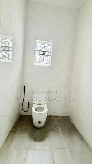 5bdrm Duplex in Park View, Parkview Estate for rent