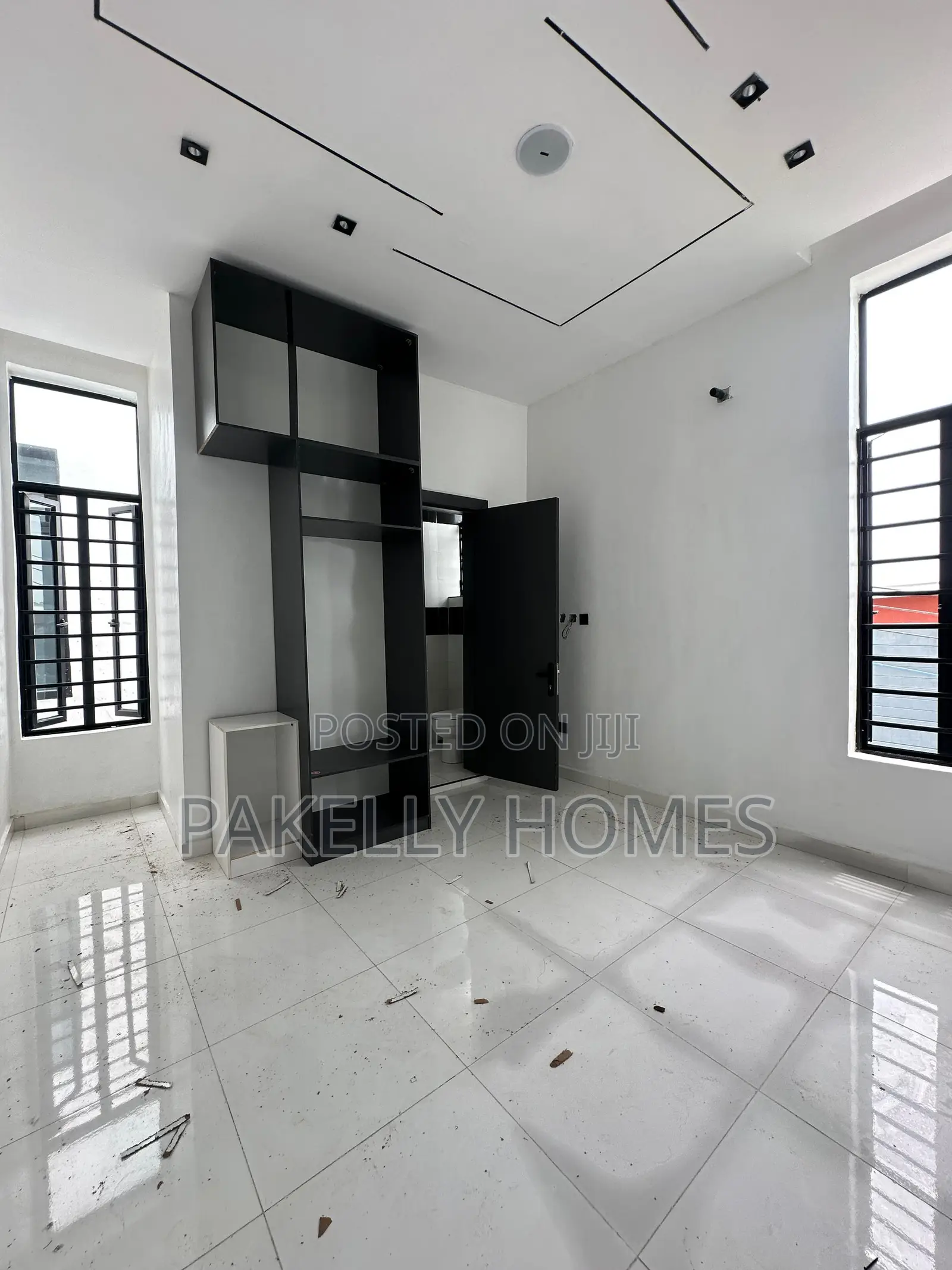 5 Bedroom Fully Detached Duplex With Bq