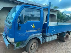 Nissan Cabstar E 120 2000 Blue