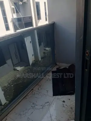 Furnished 3bdrm Duplex in Off Lekki-Epe Expressway for rent