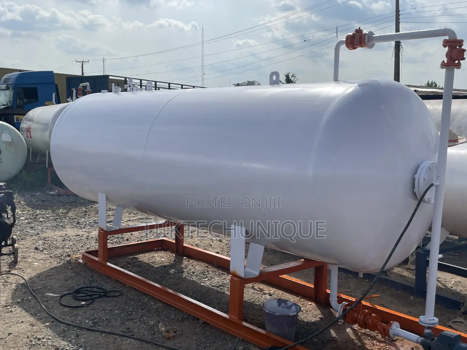 2.5tons Gas Tank and Dispenser