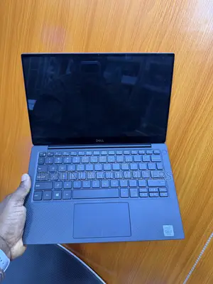 Laptop Dell XPS 13 7390 16GB Intel Core i7 SSD 1T