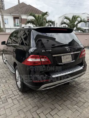 Mercedes-Benz M Class ML350 4MATIC 4dr SUV AWD (3.5L 6cyl 7A) 2014