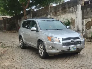 Toyota RAV4 3.5 Limited 2010 Silver