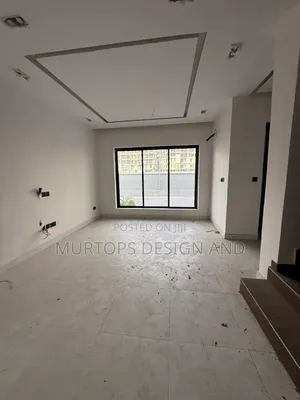 4bdrm Townhouse / Terrace in Lekki Phase 1 for rent