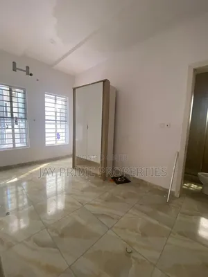 1bdrm Shared Apartment in Oral Estate, Lekki for rent