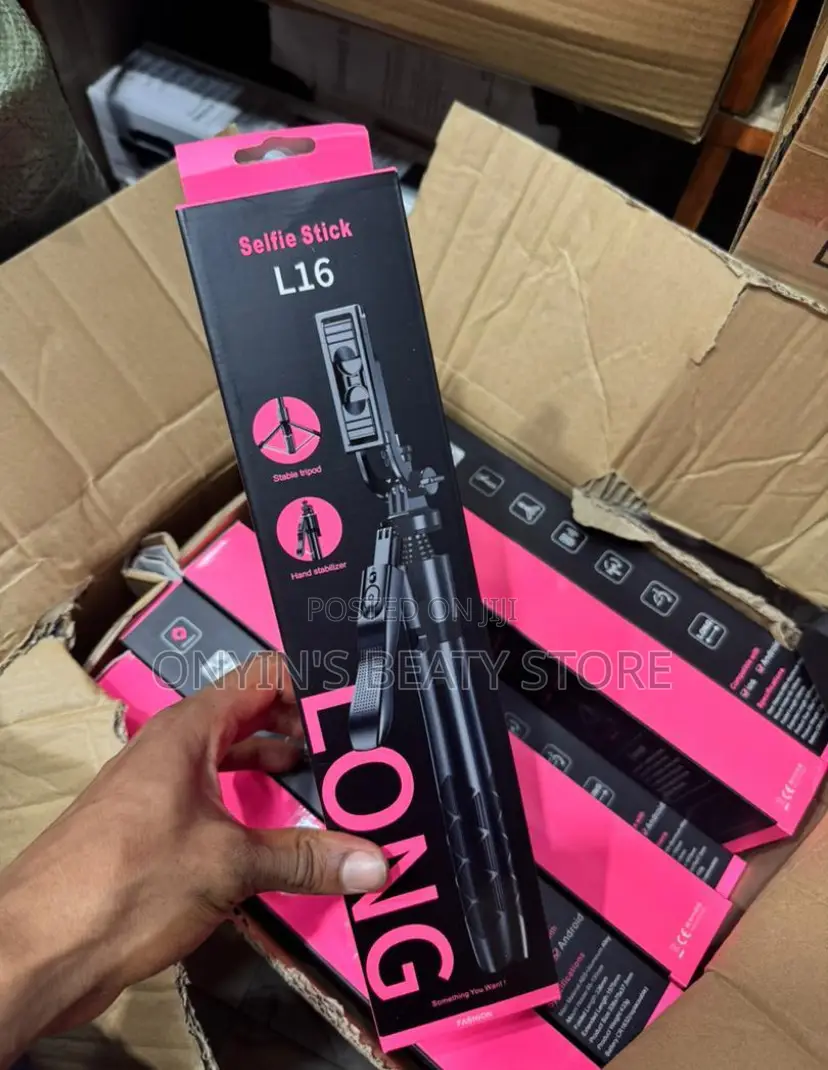 L16 Tripod Stand