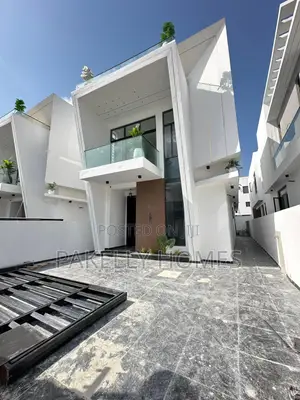 5 Bedroom Fully Detached Duplex With Bq And Swimming Pool