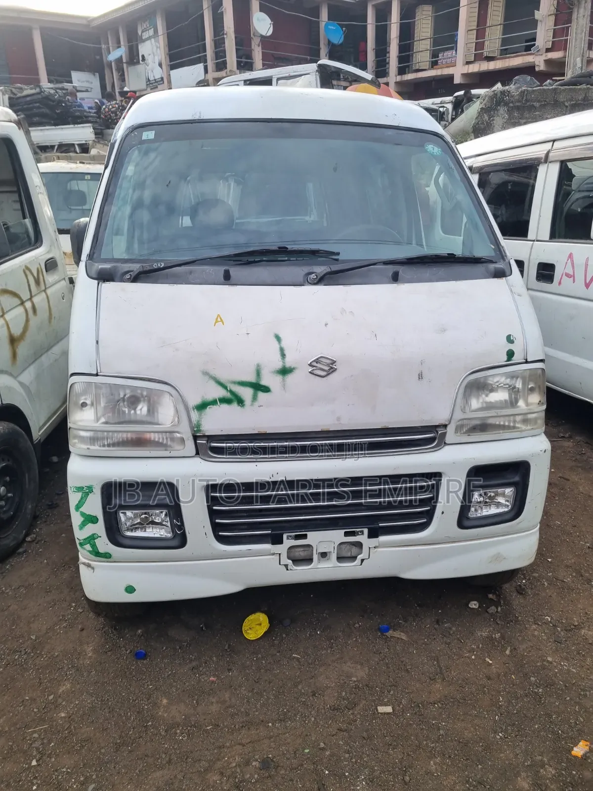 Suzuki APV Minibus 2010 White