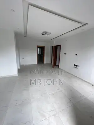 2bdrm Apartment in Lekki Phase 1 Luky for rent