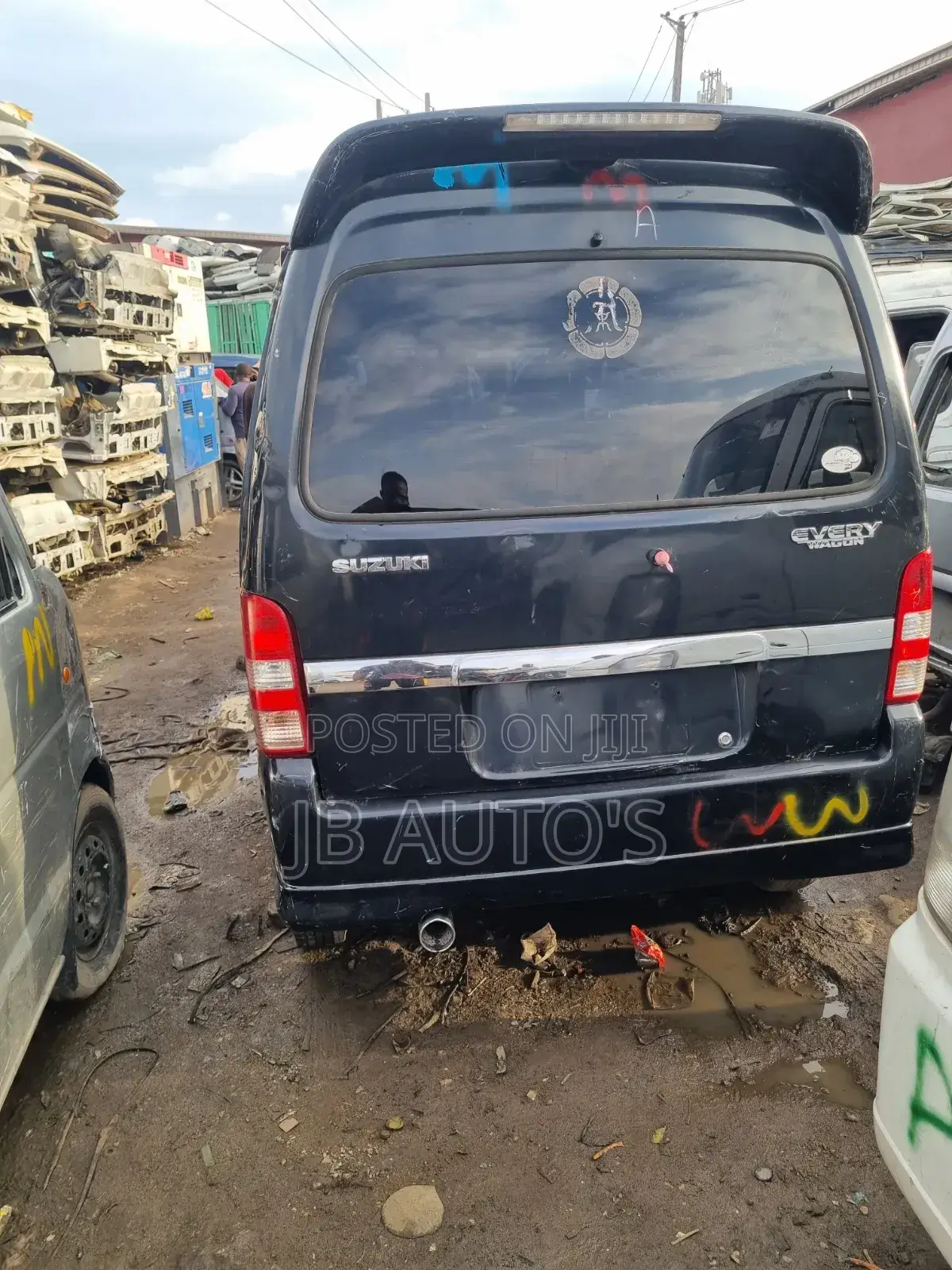 Suzuki APV Minibus 2010 White