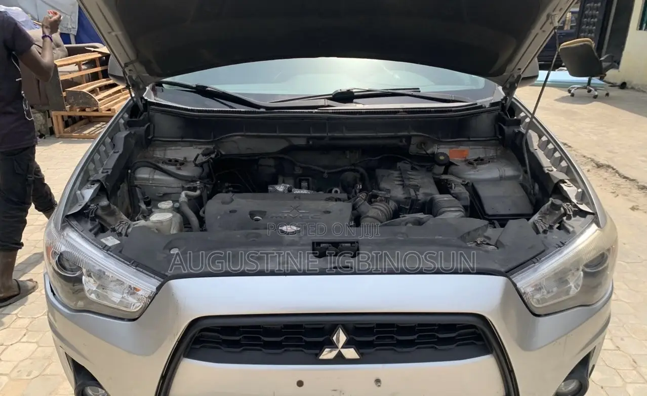Mitsubishi RVR 2014 Silver