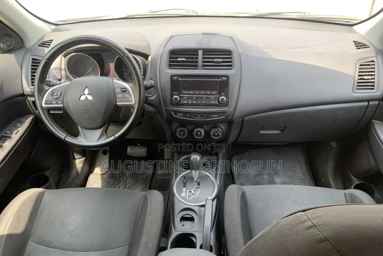 Mitsubishi RVR 2014 Silver