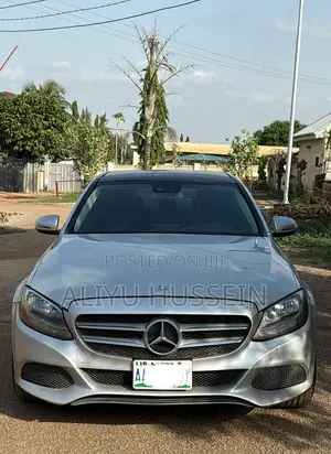 Mercedes-Benz C300 2016 Silver