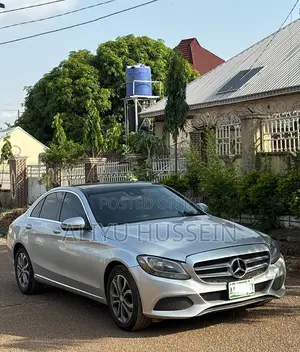 Mercedes-Benz C300 2016 Silver