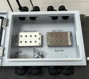 DCB-1 Low Voltage Battery Busbar Box 4in 4out 800a