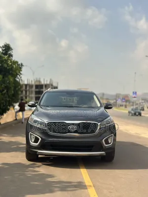 Kia Sorento 4dr SUV 2016 Gray