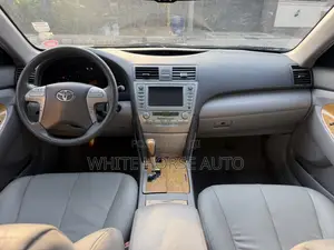 Toyota Camry 3.5 XLE 2008 Gray