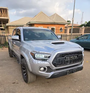 Toyota Tacoma 4dr Double Cab 2016 Silver