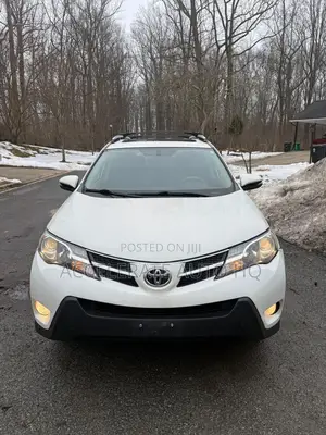 Toyota RAV4 Limited AWD (2.5L 4cyl 6A) 2013 Off white