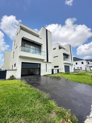 5 Bedroom Fully Detached Duplex With Car Garage Rooftop Terrace