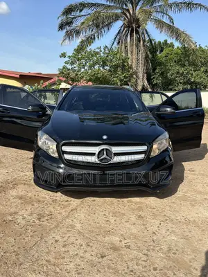 Mercedes-Benz GLA-Class 2016 Black