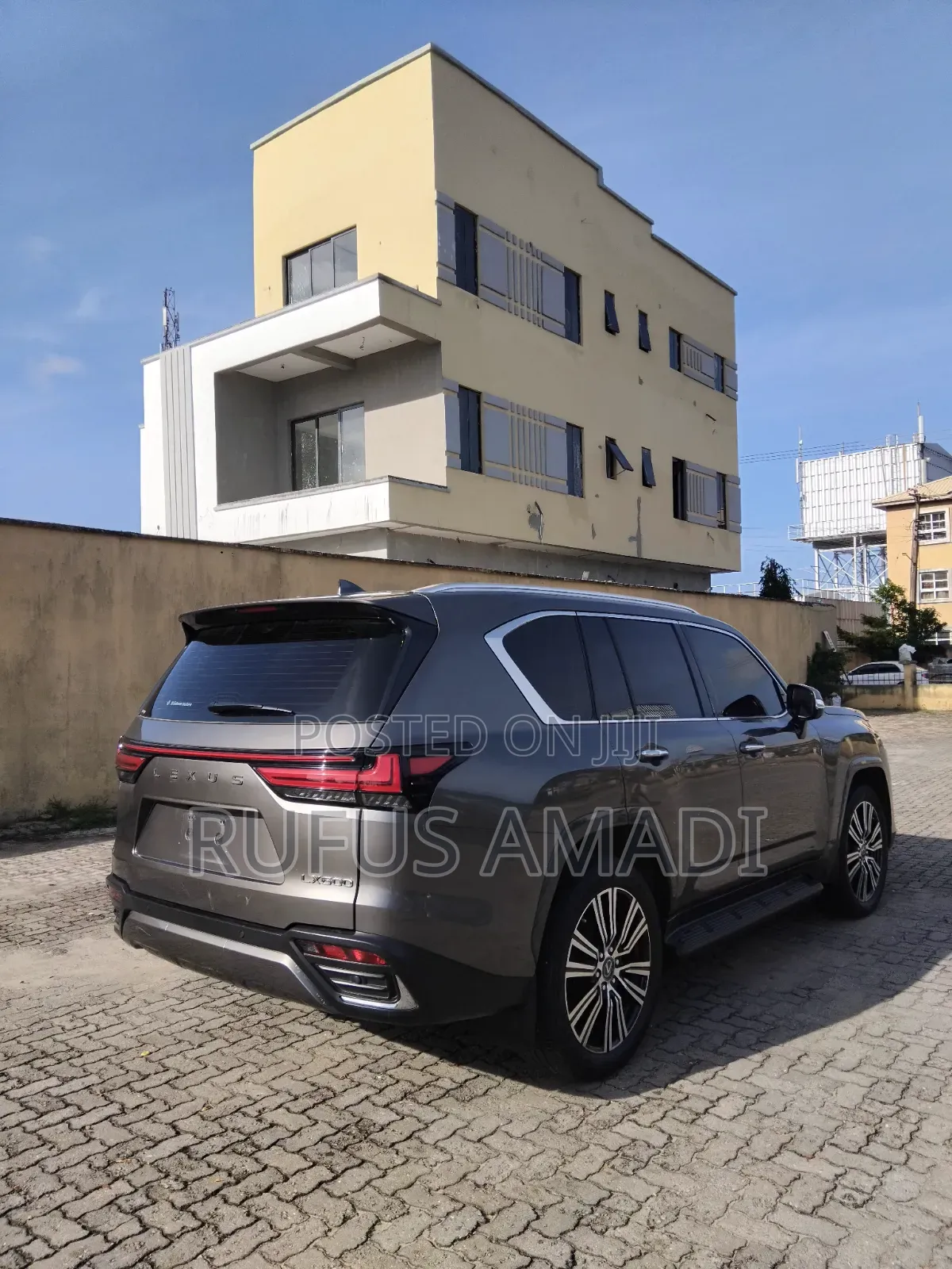 Lexus LX 600 2023 Gray