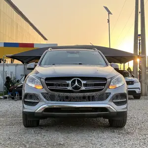Mercedes-Benz GLE-Class 2016 Gray