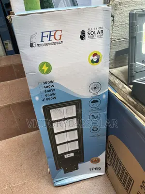 All in One Solar Street Light Available 800w