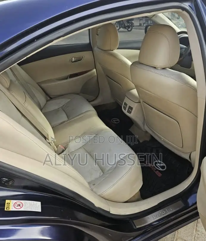 Lexus ES 350 2010 Blue