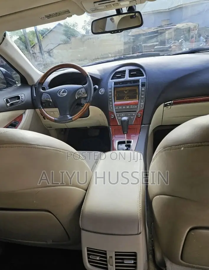 Lexus ES 350 2010 Blue