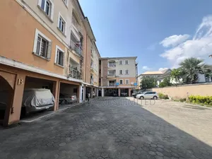 3bdrm Apartment in Mini Estate, Adeola Hopewell for sale