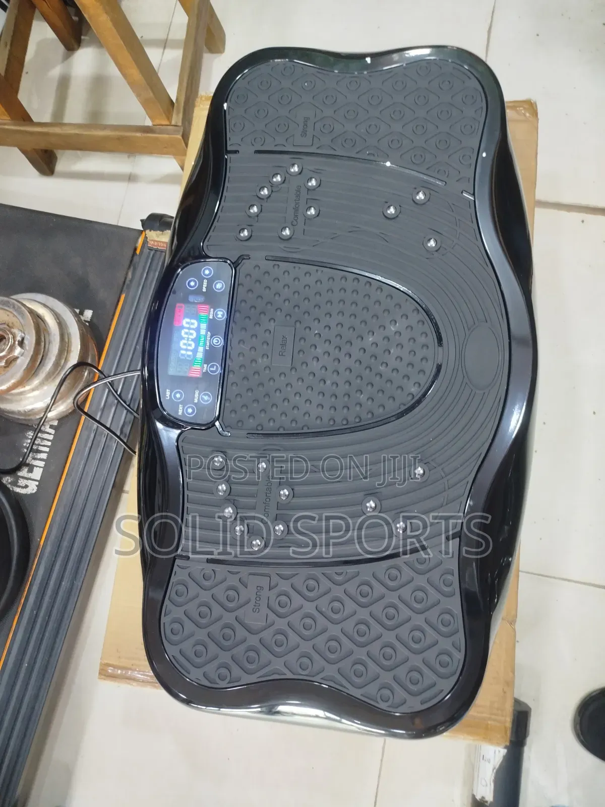 Big Black Platform Massager Machine