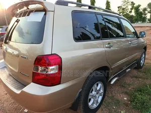 Toyota Highlander 2004 Silver