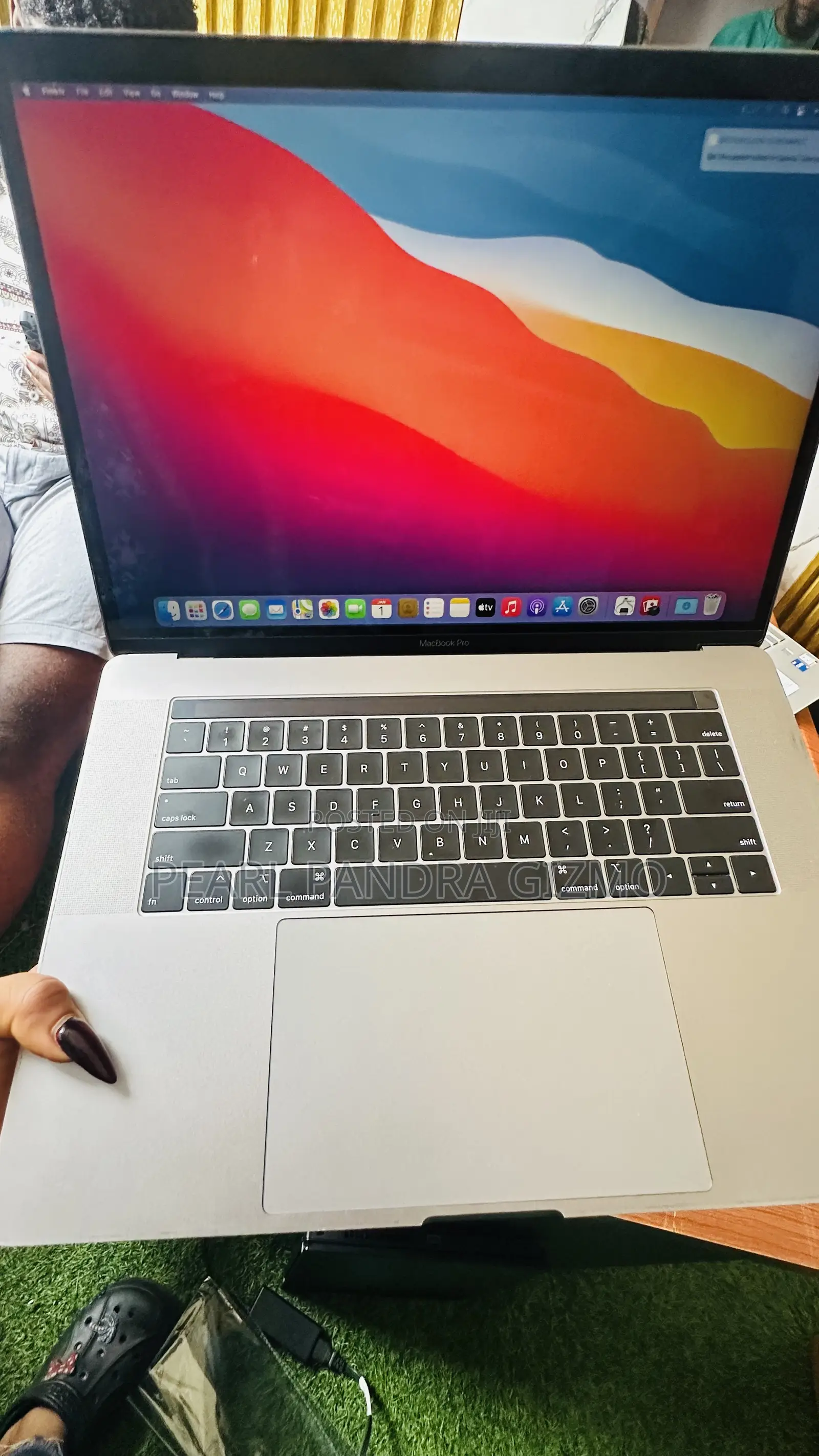 Laptop Apple MacBook Pro 16GB Intel Core i9 SSD 512GB