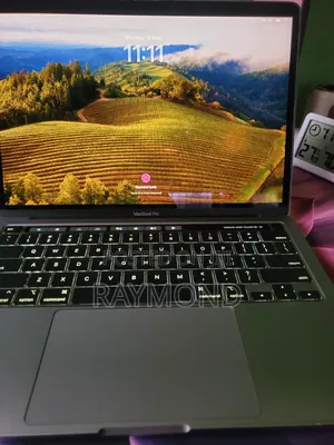 Laptop Apple MacBook Pro 2020 8GB Intel Core i5 SSD 256GB