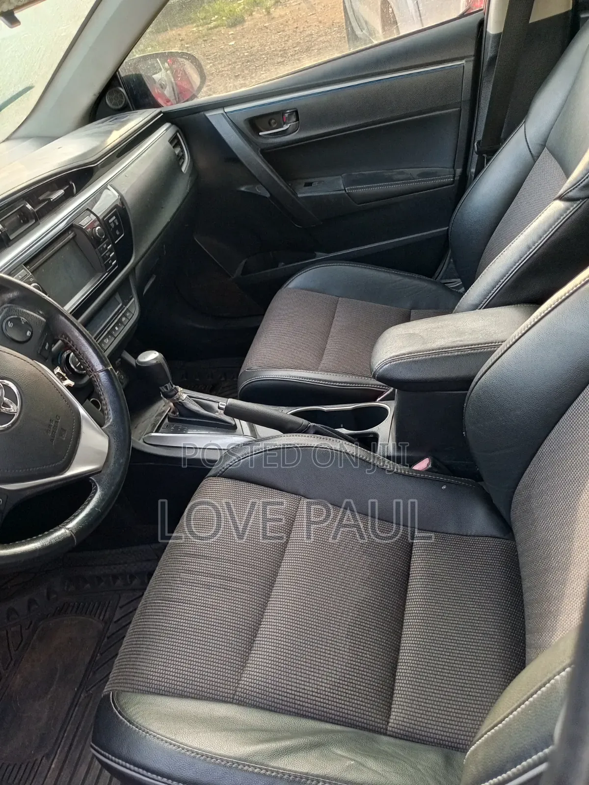 Toyota Corolla 2014 Red