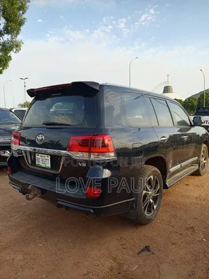 Lexus LX 2022 Black