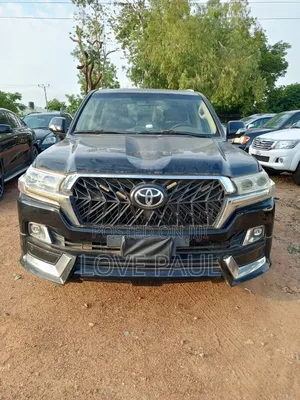 Lexus LX 2022 Black