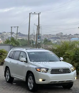 Toyota Highlander Limited Platinum 4x4 V6 (3.5L 6cyl 8A) 2018 Gray